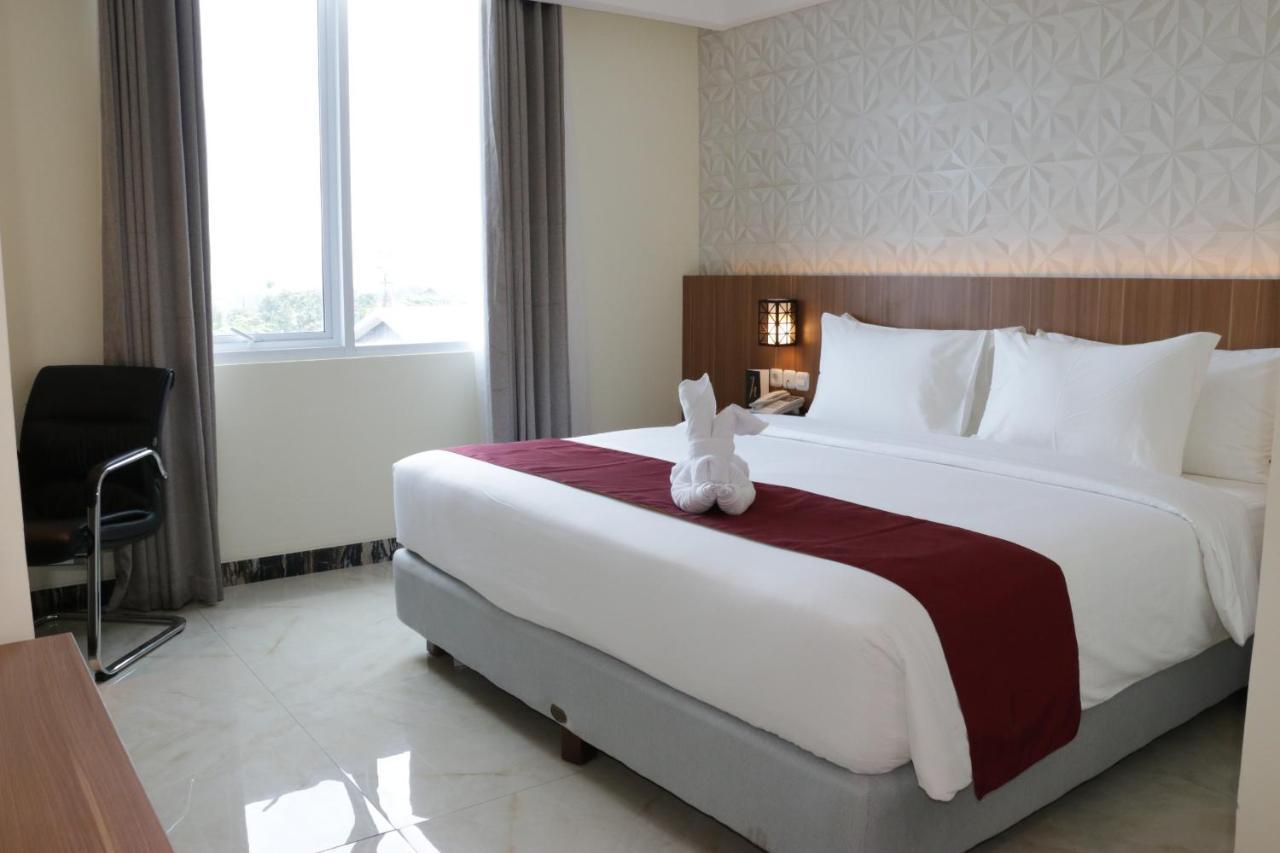Hotel Horison Sentani Nefaar Zewnętrze zdjęcie
