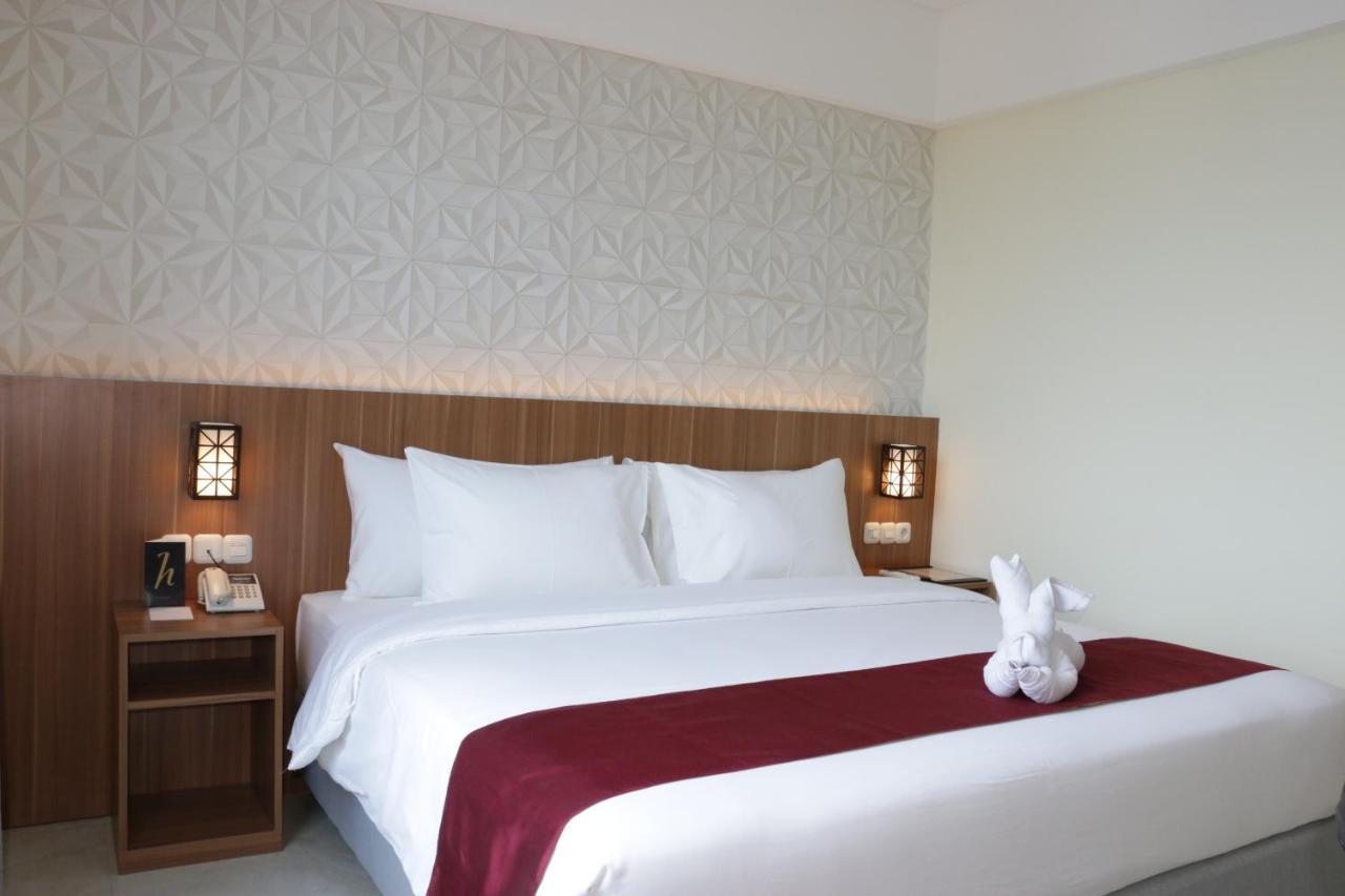 Hotel Horison Sentani Nefaar Zewnętrze zdjęcie