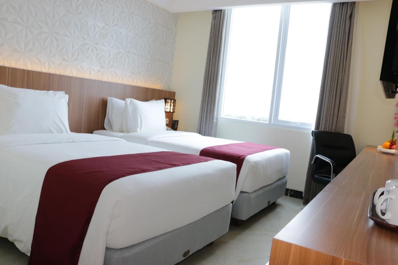 Hotel Horison Sentani Nefaar Zewnętrze zdjęcie