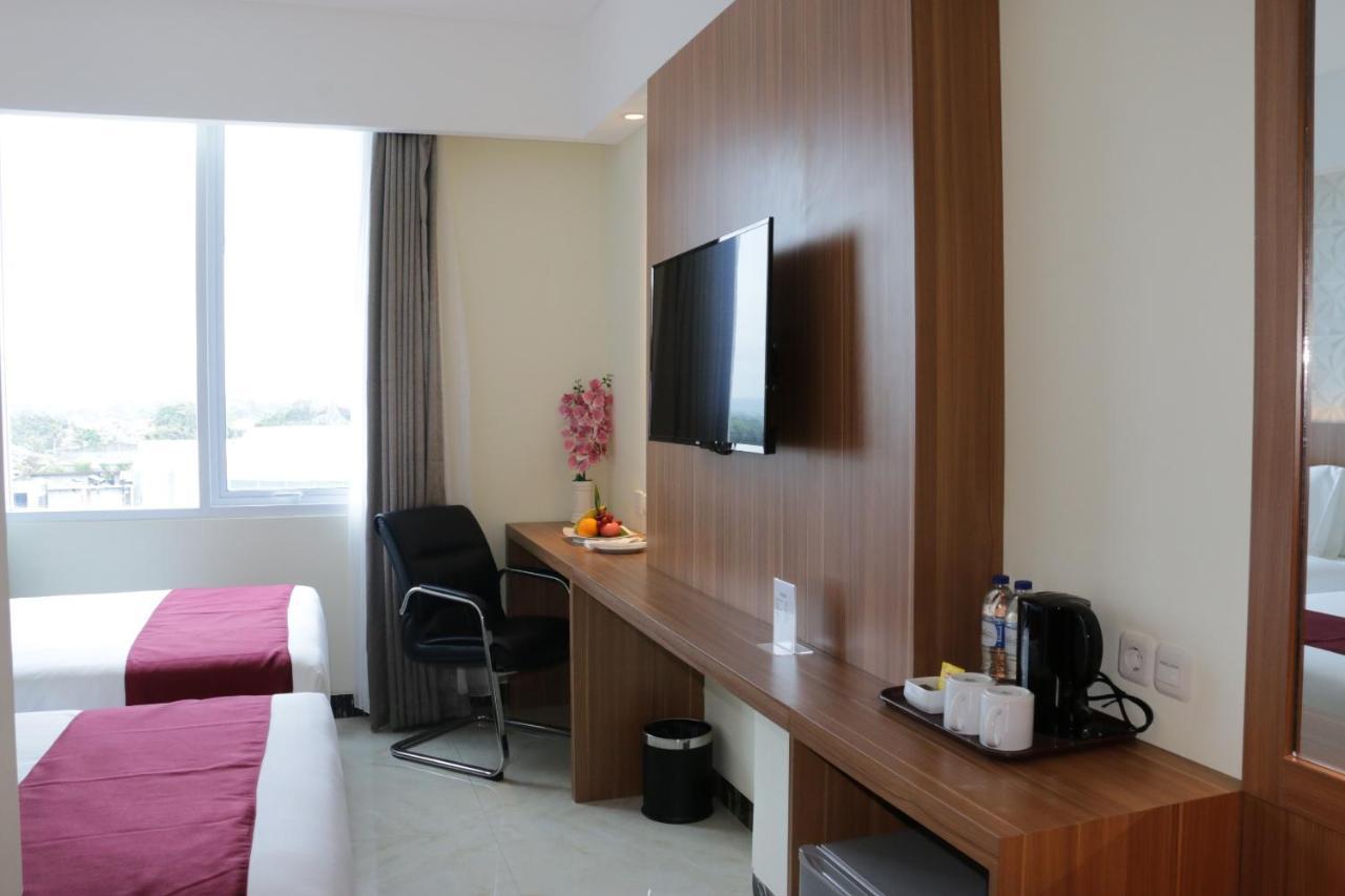 Hotel Horison Sentani Nefaar Zewnętrze zdjęcie