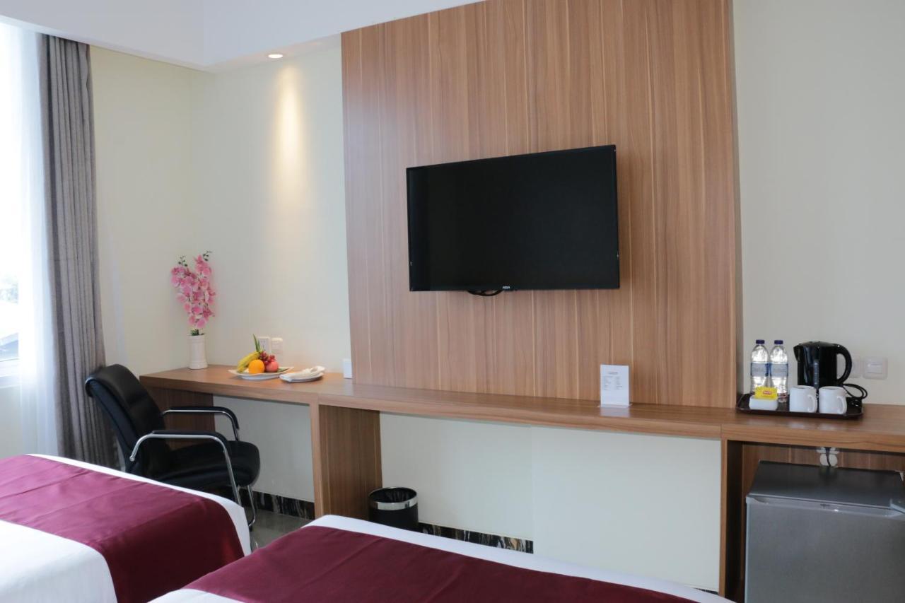 Hotel Horison Sentani Nefaar Zewnętrze zdjęcie