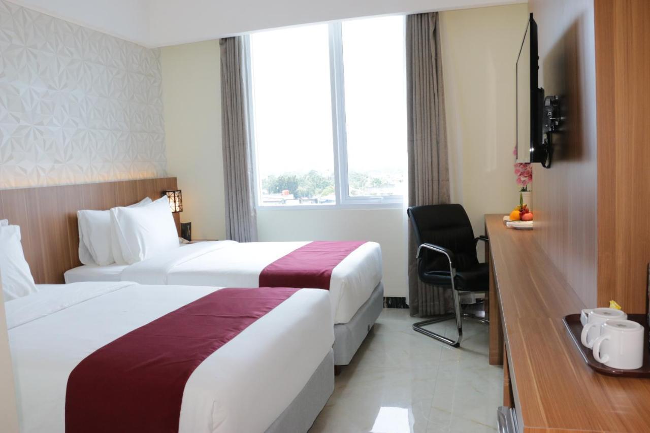 Hotel Horison Sentani Nefaar Zewnętrze zdjęcie
